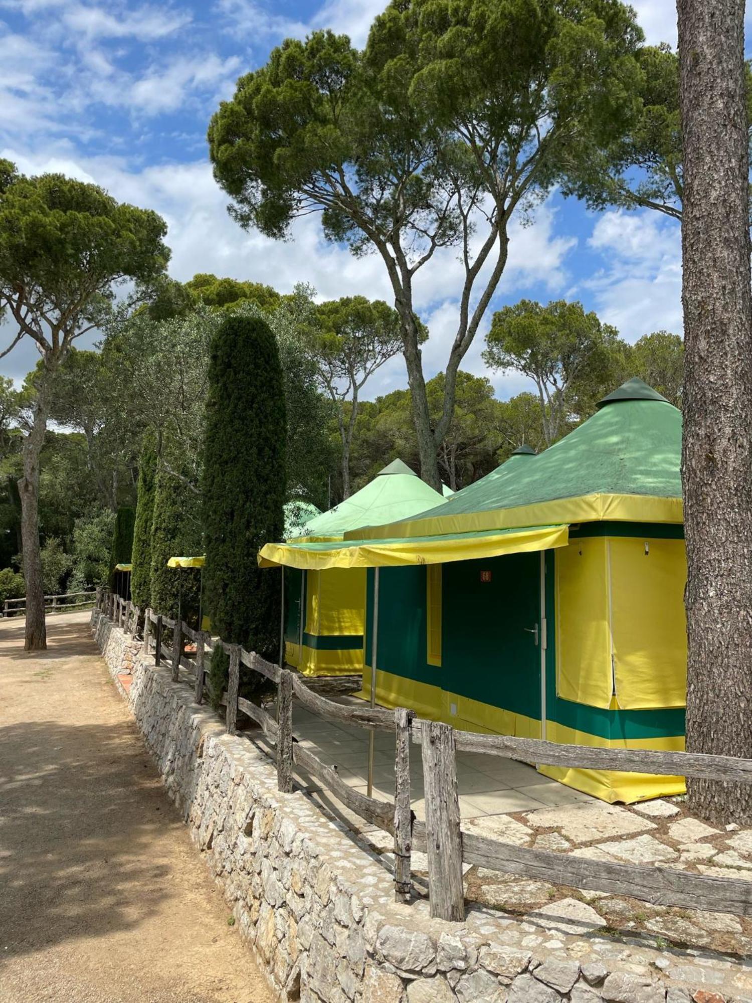 Camping Castell Montgri **** L'Estartit Exteriör bild